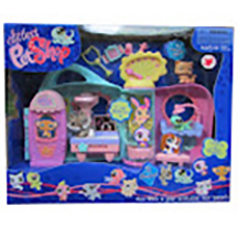 a playset of littlest pet shop animals in packaging